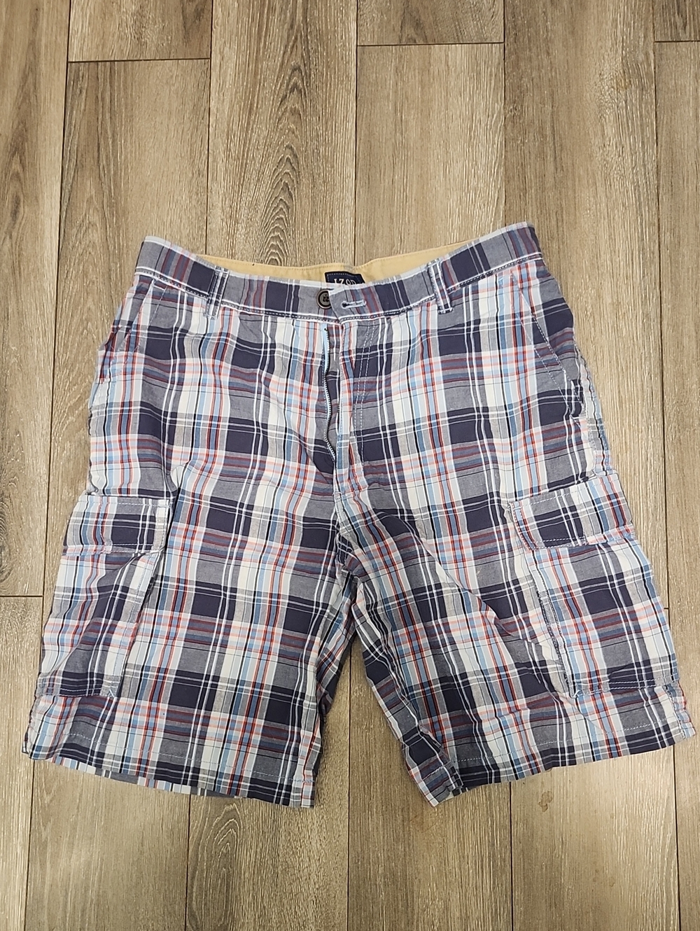 Izod Men's Plaid Cargo Shorts in Navy, Red & White